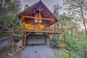 Spacious Maggie Valley Cabin with Hot Tub and MTN View Maggie Valley